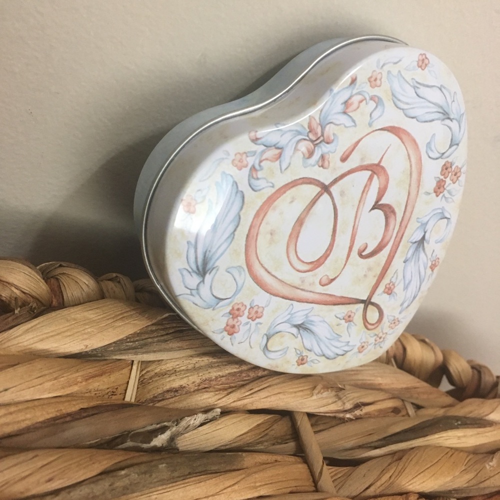 Brighton Heart-Shaped Tin Can Collectible Jewelry Holder! 💥 - Picture 5 of 5
